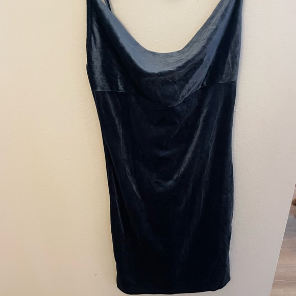 Forever 21 Velvet Dress BUNDLE (3 dresses included!) - Picture 8 of 9